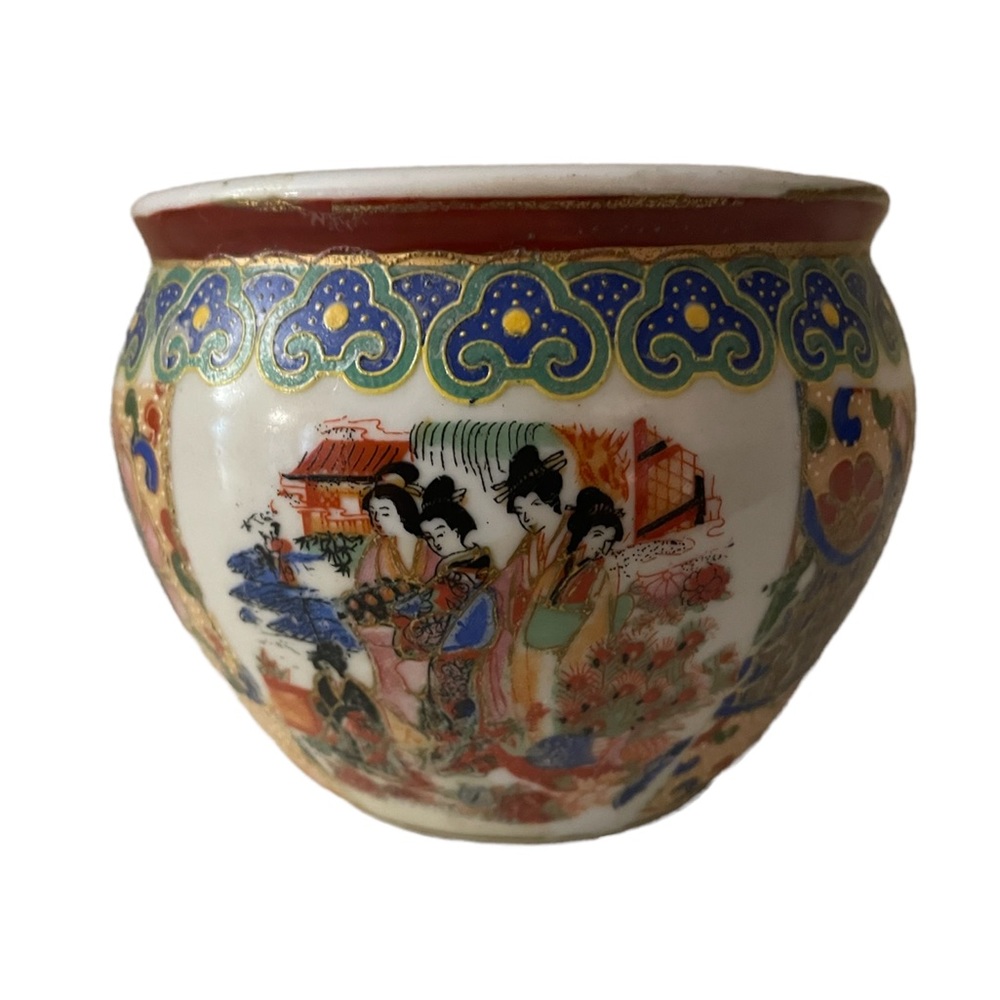 Antique Japanese hand painted planter